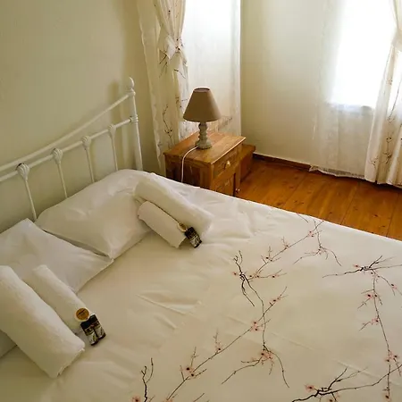 Charikleia's In Pelion * Βόλος