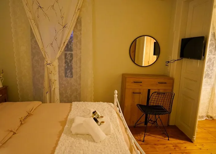 Charikleia's In Pelion * Βόλος